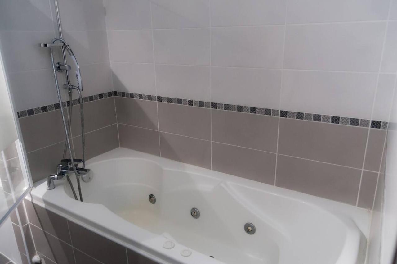 L'Halevy- Appartement Avec Garage Proche Gare Et Centre Commercial Polygone Beziers- Wifi Εξωτερικό φωτογραφία